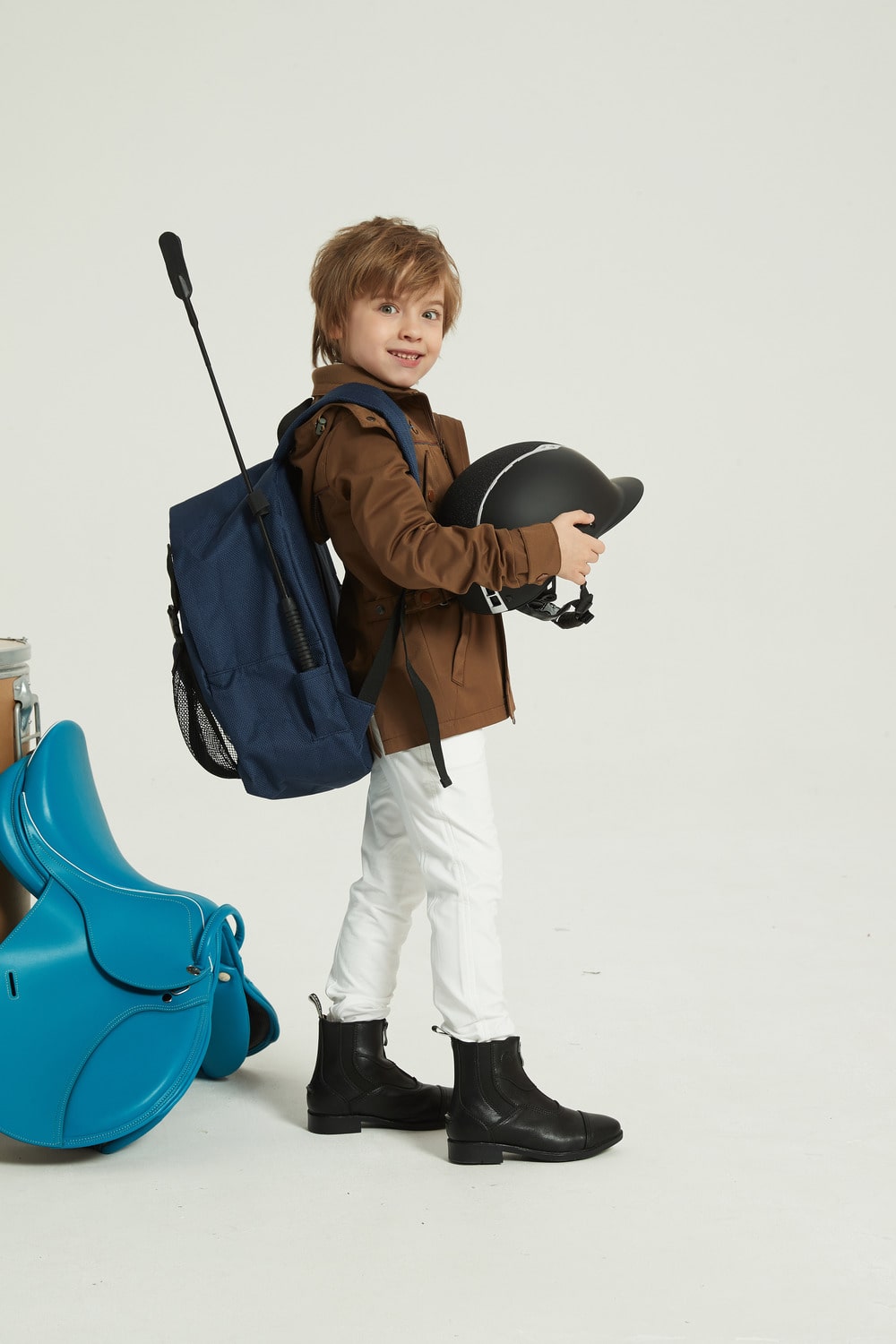 Epona_SBP0192-1_Equestrian_Backpack_with_Detatachable_Helmet_Holder_2